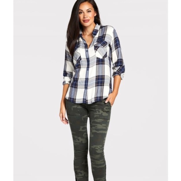 SANCTUARY Boyfriend Forever Blue Plaid Flannel - Picture 2 of 8